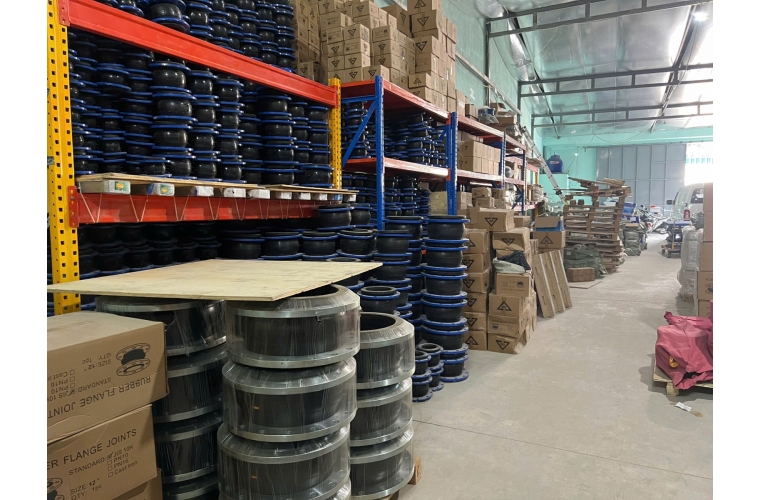 Khớp nối mềm kẽm pn16